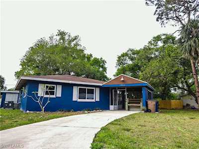 13909 Nassau St Fort Myers, FL 33905
