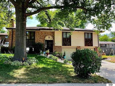 8613 S 46th ave Ave Omaha, NE 68157