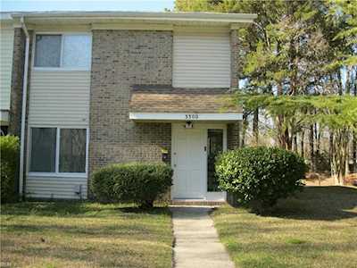 3300 Daytona Dr Virginia Beach, VA 23452