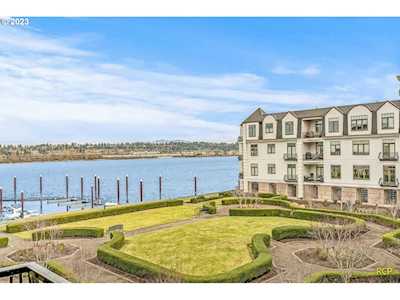 707 N Hayden Island DR #318 Portland, OR 97217