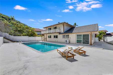 7153 Niumalu Loop Honolulu, HI 96825