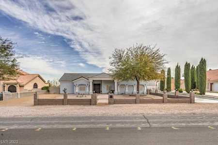 4240 N Tee Pee Ln Las Vegas, NV 89129