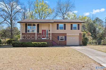 206 SE Cumberland Drive Huntsville, AL 35803