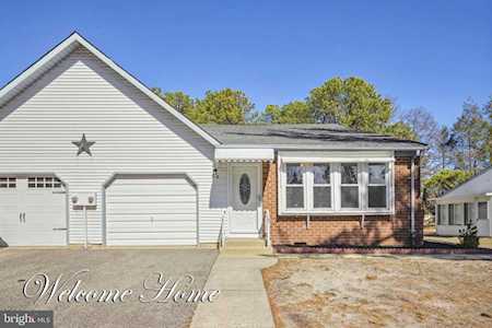 6B Easton Court Whiting, NJ 08759