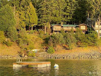 6498 NE Monte Vista Dr Bainbridge Island, WA 98110