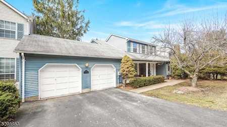 4 Tomahawk Dr Wayne Twp., NJ 07470