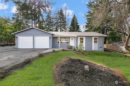4018 182nd Place SW Lynnwood, WA 98037