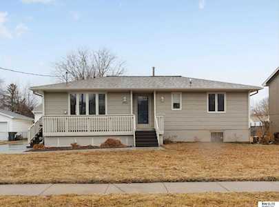2633 Avenue J Council Bluffs, IA 51501