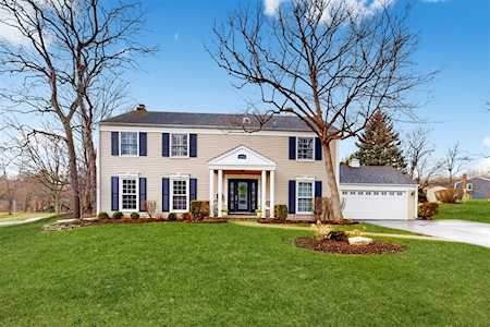 6 Knoll Ridge Rd Rolling Meadows, IL 60008