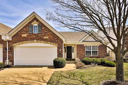 180 Lindbergh Place Dr St Louis, MO 63146