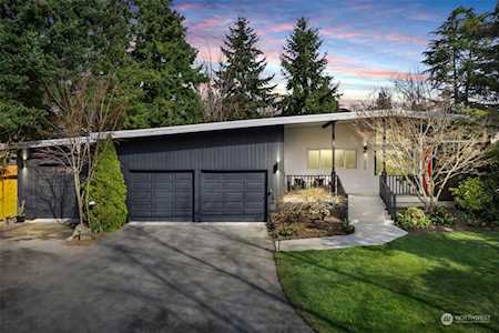 7800 NE 124th (Cul De Sac) St Kirkland, WA 98034