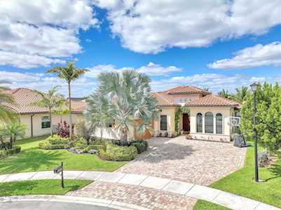 8355 NW 117th Ln Parkland, FL 33076