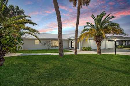 6312 Wisteria Ln Apollo Beach, FL 33572