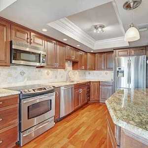 5344 Woodland Lakes Drive #323 Palm Beach Gardens, FL 33418