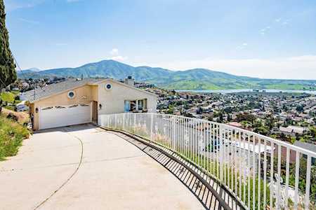 1427 Maria Ave Spring Valley, CA 91977