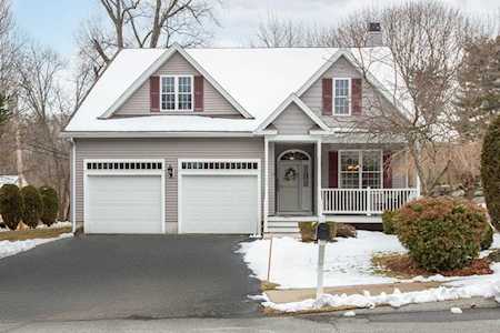 2 Shelby Circle Haverhill, MA 01832
