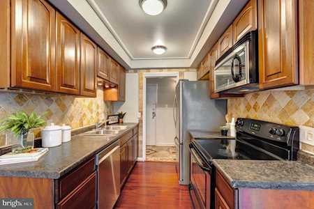 11651 Stoneview Square #11C Reston, VA 20191