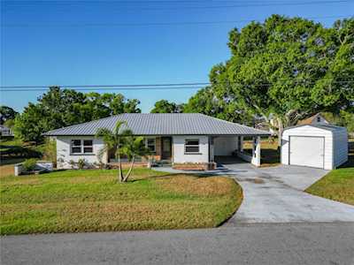 124 Sunshine Dr Lake Wales, FL 33859