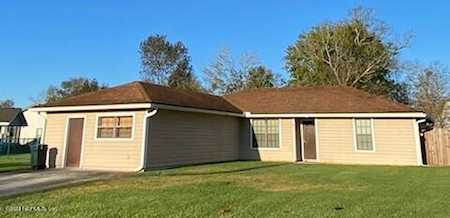 2202 Minorcan ST Middleburg, FL 32068