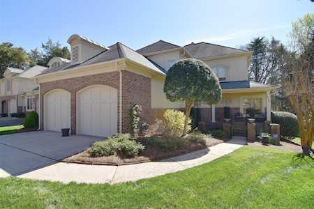 8960 Challis Hill Ln Charlotte, NC 28226