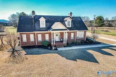 205 Somerton Drive Huntsville, AL 35811