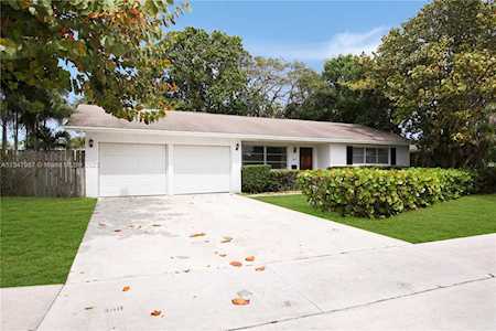 397 Lighthouse Dr Palm Beach Gardens, FL 33410