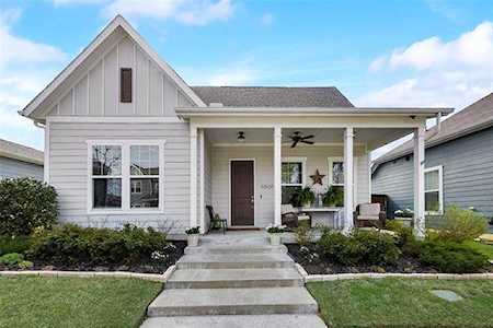 6606 Long Green Street Rowlett, TX 75089