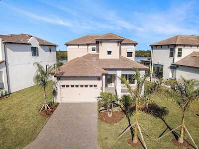 1044 Seagrape Dr Ruskin, FL 33570