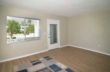 8125 112th St #205 Seminole, FL 33772
