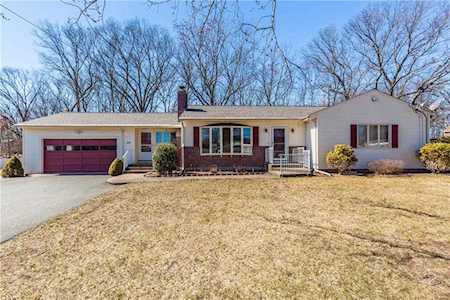 260 Beacon Ave Woonsocket, RI 02895