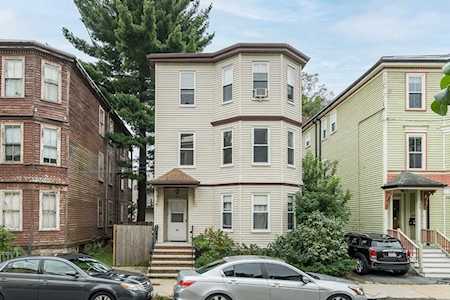 25 Boynton St #2 Boston, MA 02130