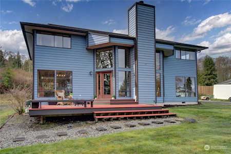 6735 NE Admiralty Ln Hansville, WA 98340