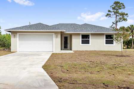 1273 SW Eleuthera Avenue Port Saint Lucie, FL 34953