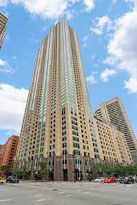 33 W Ontario St #14B Chicago, IL 60654