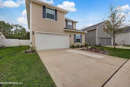 2042 James Wilson WAY Jacksonville, FL 32221