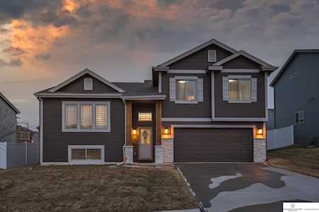 16607 Hanover St Bennington, NE 68007