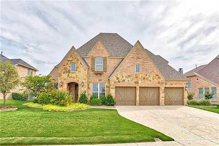 968 Highpoint Way Roanoke, TX 76262