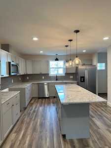 698 Desoto Street Saint Paul, MN 55130