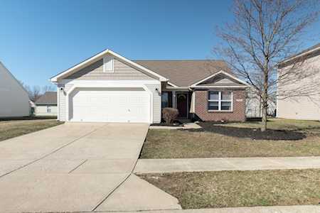 6420 Green Grass Ln Whitestown, IN 46075