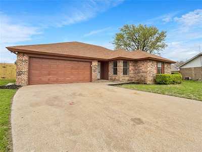 8136 Camelot Road Fort Worth, TX 76134