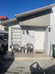 8432 SW 38th St #4 Miami, FL 33155