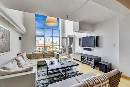 25 Channel Center St #809 Boston, MA 02210