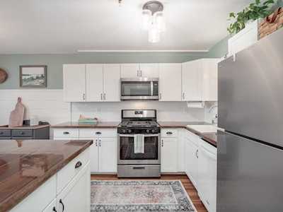 108 Tideview Dr Dover, NH 03820