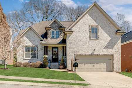 8006 Fenwick Ln Spring Hill, TN 37174
