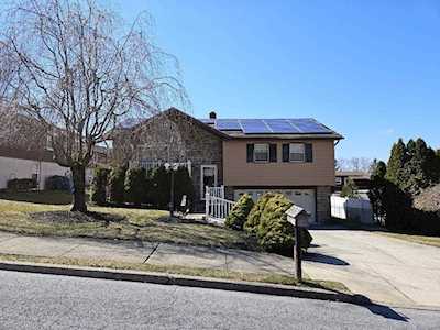 2412 South Bradford St Allentown, PA 18103