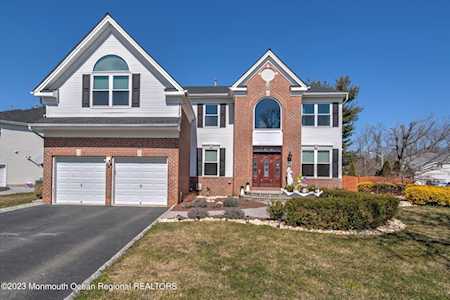 22 Inverness Dr Marlboro, NJ 07746