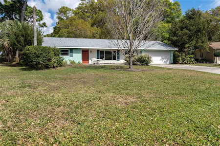 13417 99th Ave Seminole, FL 33776