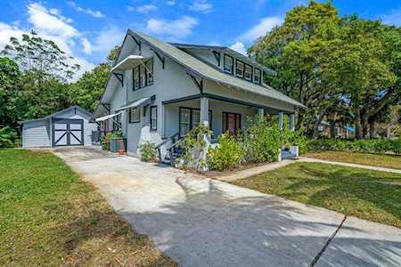 515 46th Street West Palm Beach, FL 33407