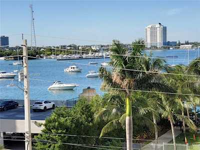7933 West Dr #508 North Bay Village, FL 33141