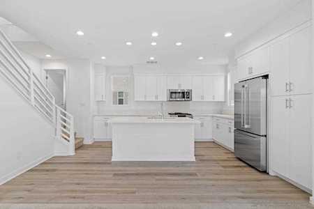 10553 Coupland Way San Diego, CA 92126